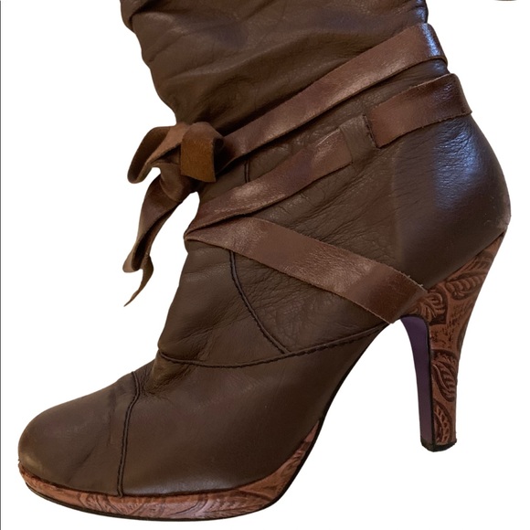 Kenzie Leather Boots - Picture 2 of 9